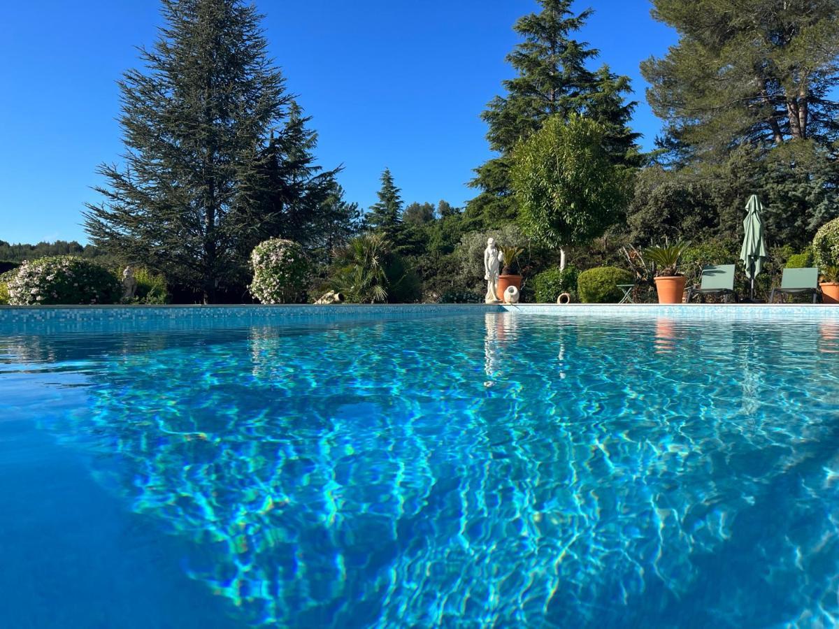 Le Clos Serein Le Beausset Εξωτερικό φωτογραφία